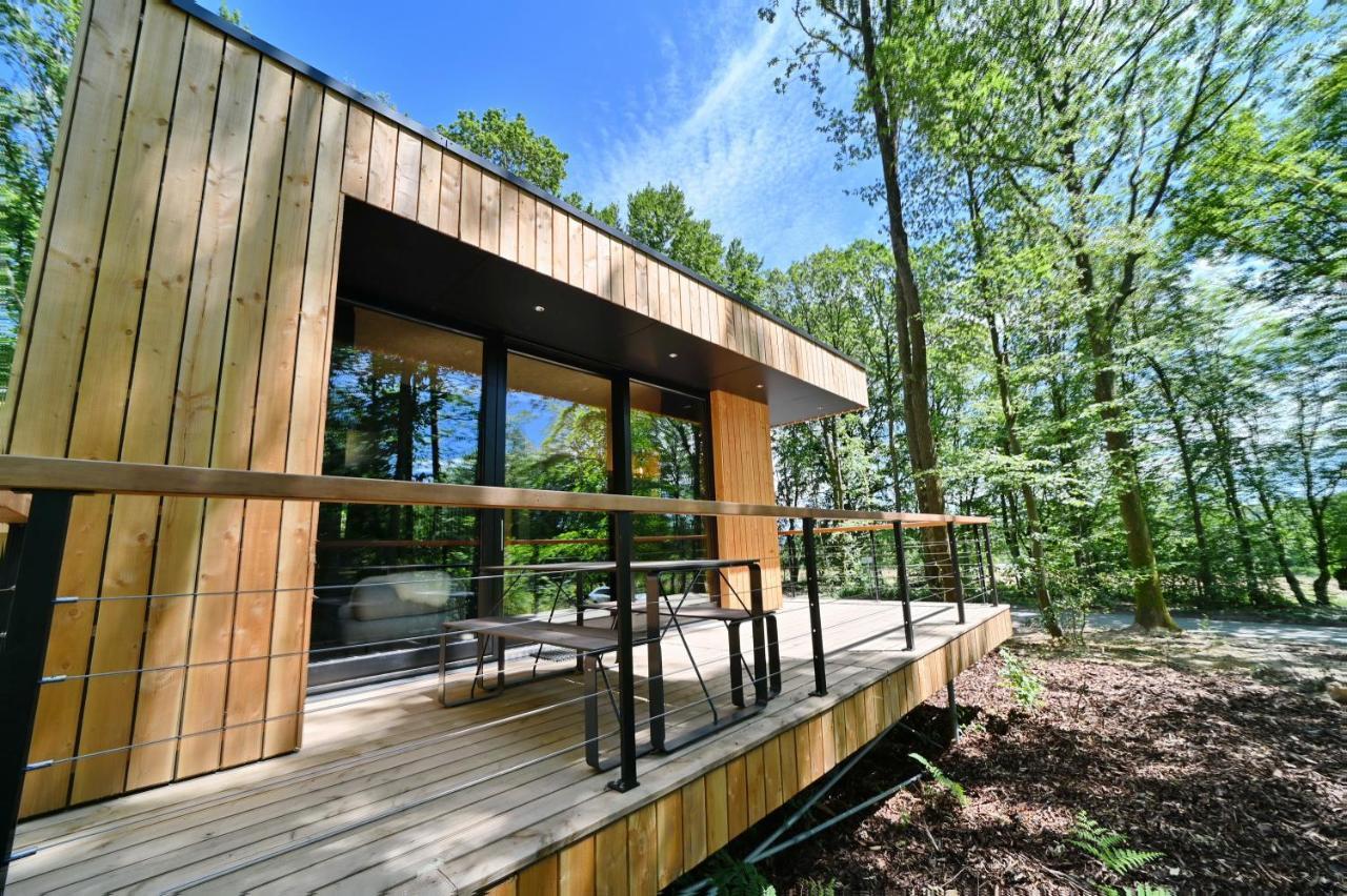 Forest Cube Oignies Exteriér fotografie