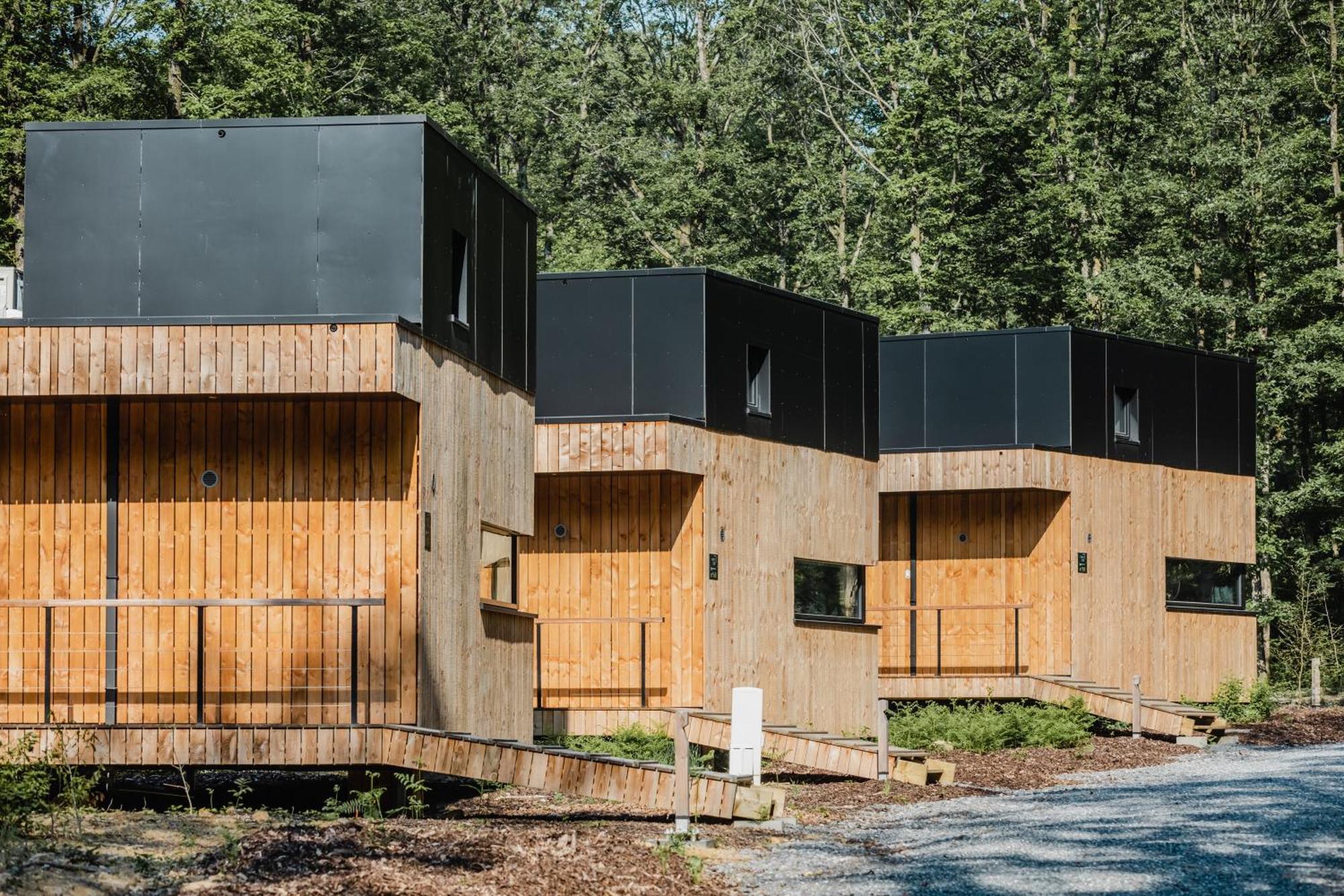 Forest Cube Oignies Exteriér fotografie